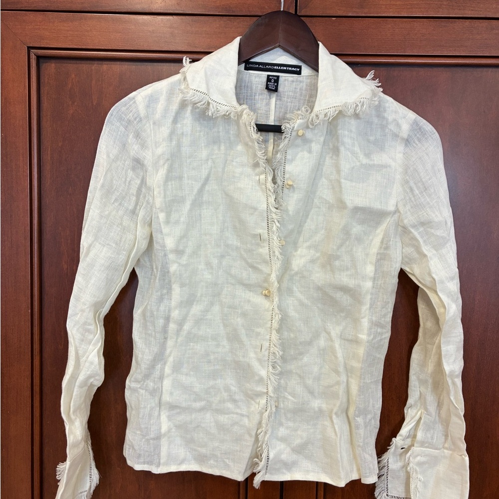 Linda Allard Ellen Tracy Linen Frayed Blouse